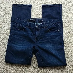 Simply Vera Vera Wang mid rise Jean capris size 2